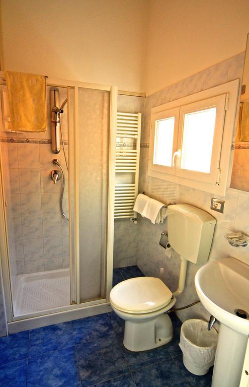 ורנאצה Camere Fontanavecchia חדר תמונה